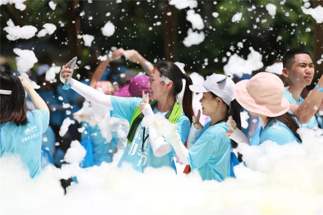【活动回顾】2019深盟冰动登山节,你不能错过的每一个精彩瞬间。 【活动回顾】2019深盟冰动登山节,你不能错过的每一个精彩瞬间。