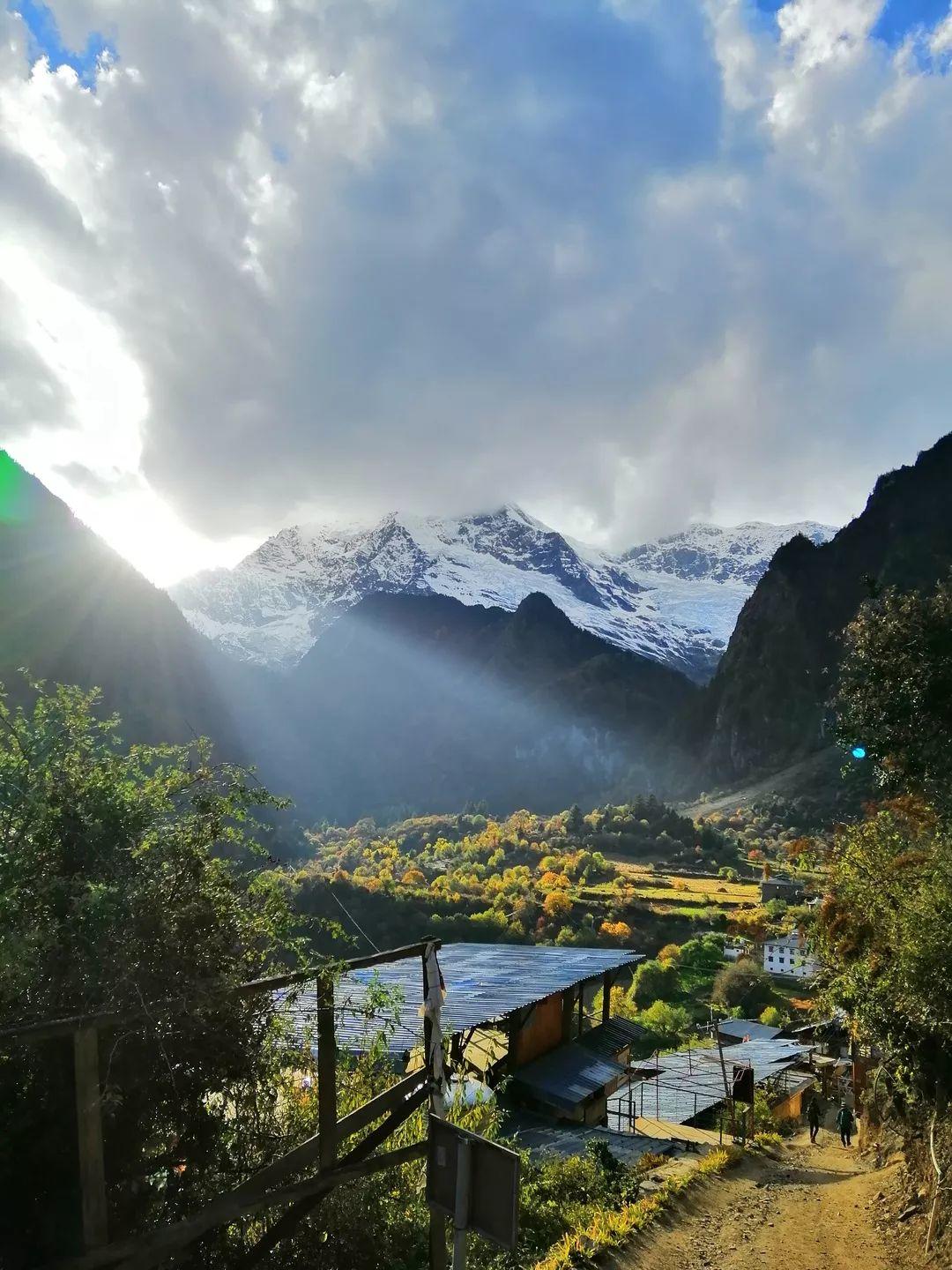 【大型徒步活动】60KM徒步朝圣|2019深盟第二届梅里雪山雨崩转山节 【大型徒步活动】60KM徒步朝圣|2019深盟第二届梅里雪山雨崩转山节