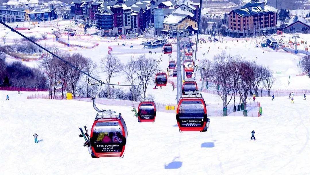 【冰雪梦幻B线8日】哈尔滨-亚布力/万科双滑雪-徒步林海雪原-雪乡-镜泊湖冬捕-长白山温泉-魔界-雾凇岛-查干湖冬捕 【冰雪梦幻B线8日】哈尔滨-亚布力/万科双滑雪-徒步林海雪原-雪乡-镜泊湖冬捕-长白山温泉-魔界-雾凇岛-查干湖冬捕