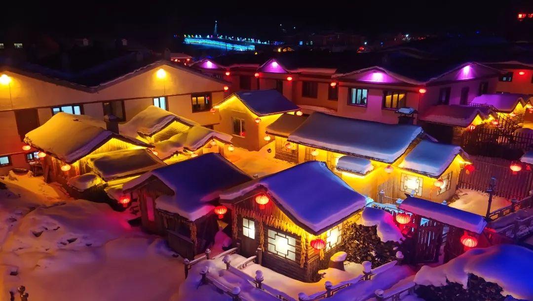 【冰雪梦幻B线8日】哈尔滨-亚布力/万科双滑雪-徒步林海雪原-雪乡-镜泊湖冬捕-长白山温泉-魔界-雾凇岛-查干湖冬捕 【冰雪梦幻B线8日】哈尔滨-亚布力/万科双滑雪-徒步林海雪原-雪乡-镜泊湖冬捕-长白山温泉-魔界-雾凇岛-查干湖冬捕