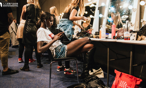 美国小姐的年龄，会影响死于暖气的人数吗？