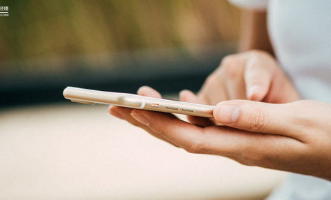 微信“话题标签”：六度理论与二度理论的“兼容”悖论