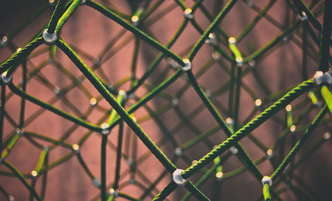 腾讯VS淘宝：“虚拟商业地产”模式对决