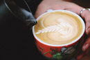 这个咖啡品牌8个月狂开4000家，可以“复制”瑞幸的成功吗？