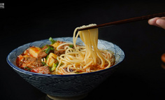 我的“豌豆面变酸菜粉”！外卖江湖的“拆补”潜规则