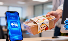 千问破局：AI 产品的下一站，是 “能办事” 的生态闭环