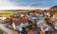 北上广“牛马”，羡慕县城同学