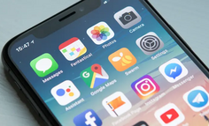 Vibe Coding 被踢出 App Store，下一站在哪里？