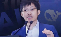 DeepSeek再放大招，国产大模型坐不住了