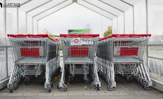 现在活下来的淘宝、京东等电商平台靠的是什么？