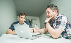 小七带你逛起点｜运营老司机和运营菜鸟的区别：快速拆解任务，多维考量执行路径