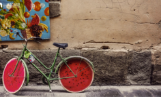 实现品牌战略的三板斧：定位、差异化与市场细分