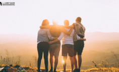 社群共同体模式构成：IP + 社群 + 场景 + 众筹 + 场景