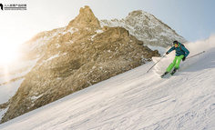 连单板滑雪都不会，你还做个锤子的广告！