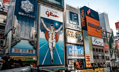 学学二三线城市的户外广告，你的营销会“更时髦”