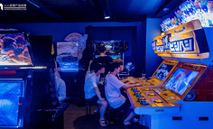 设计 “绑定手机号并发放奖励”功能时，需注意哪些易错点与细节