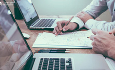 产品启示录之经济学：快手领先三年为何被抖音反超