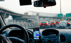 花小猪，真正的对手是谁？