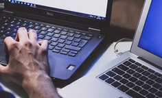 互联网加速，但好像没给刹车