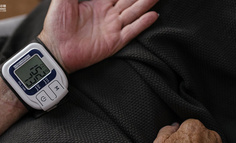 以美院离退休教职工社区为例：基于劝导式设计的居家健康自检产品创新设计策略研究