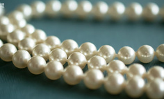 离开美团后，她开了一家珍珠手工坊