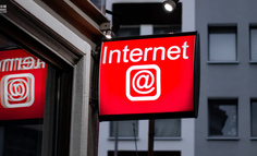 互联网真的让世界更乱了吗？