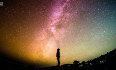 当元宇宙照进互联网，每个人都是一束微光