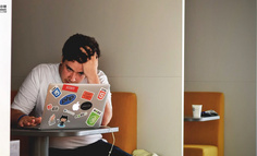 年轻人出路的思考：在大城市拼命，还是回到老家创出一番事业？