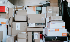 这个双11， 快递们在新战场上拉开较量