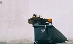 智能垃圾桶，率先走向垃圾堆？