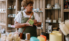 扎根本地社区，百万夫妻店正在驶入“快车道”