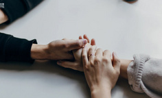 打不死的婚恋网站们，靠4亿催婚的家长活着