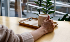 “新”意十足 · HarmonyOS模板和组件（本次上新：求职、回收、旅游攻略模板；发票、估价等组件）